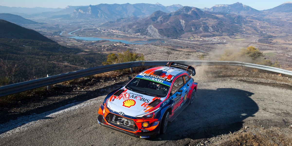 Segunda posición para Neuville