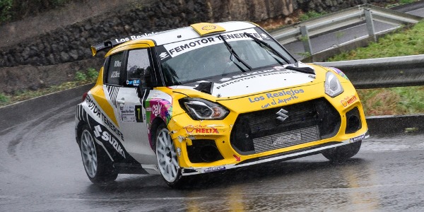 Manuel Mesa con el Suzuki Swift N5 R+