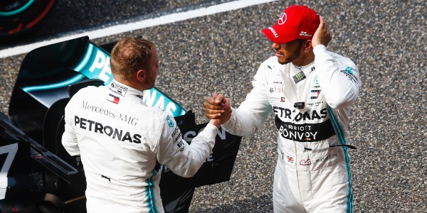 Lewis Hamilton se pone líder tras ganar en el GP de China