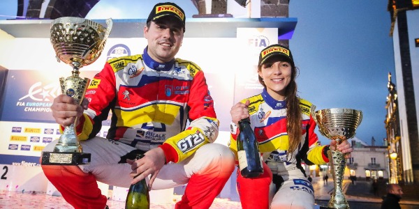 Efrén Llarena y Sara Fernández