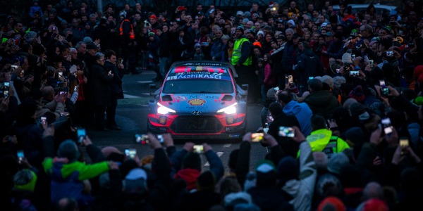 Thierry Neuville y Nicolas Gilsoul. Foto: Jaanus Ree/Red Bull Content Pool