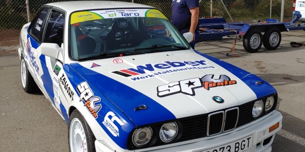 BMW 325i E30