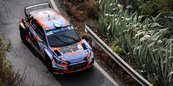 Iván Ares y David Vázquez. Foto: FIA ERC Iván Ares y David Vázquez. Foto: FIA ERC