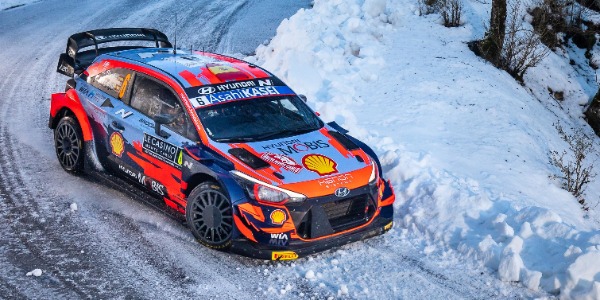 Dani Sordo y Carlos del Barrio Dani Sordo y Carlos del Barrio
