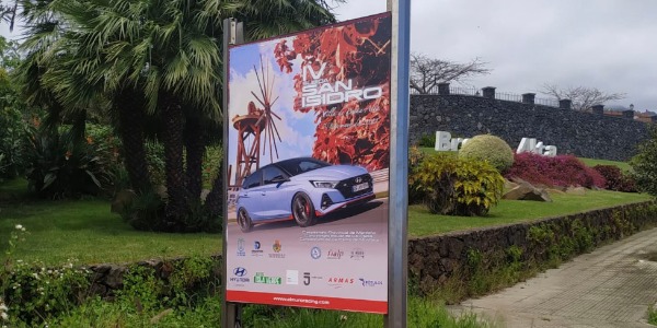Cartel anunciador