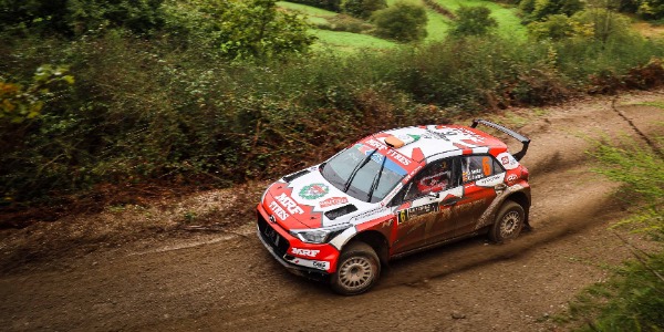 Dani Sordo y Cándido Carrera Dani Sordo y Cándido Carrera