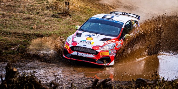 Diego Domínguez y Rogelio Peñate ganan en el WRC3