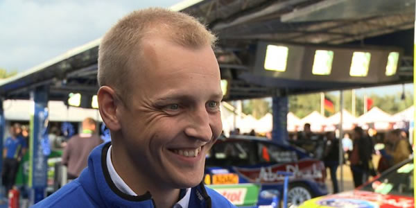 Mikko Hirvonen lidera la prueba Mikko Hirvonen lidera la prueba