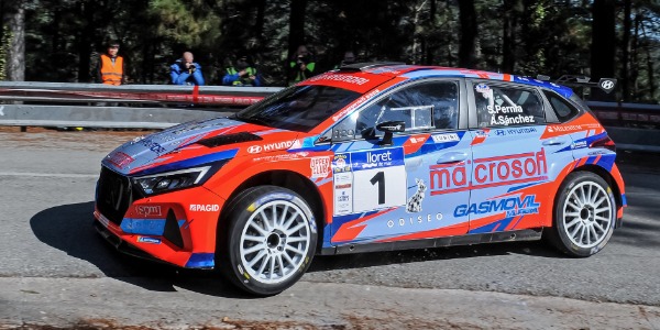 Surhayén Pernía y Alba Sánchez, victoria en el Rally Lloret de Mar