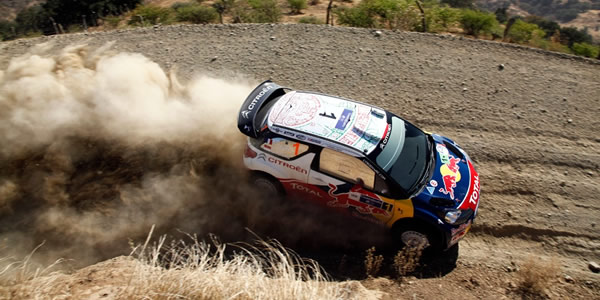 Loeb perdió el liderato del rally por una penalización Loeb perdió el liderato del rally por una penalización