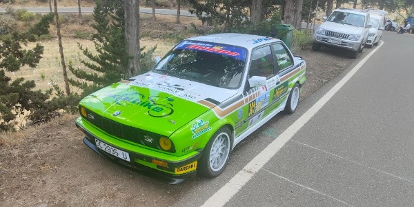 BMW 325i E30