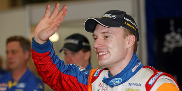 Jari-Matti Latvala es líder en el Rally de Portugal