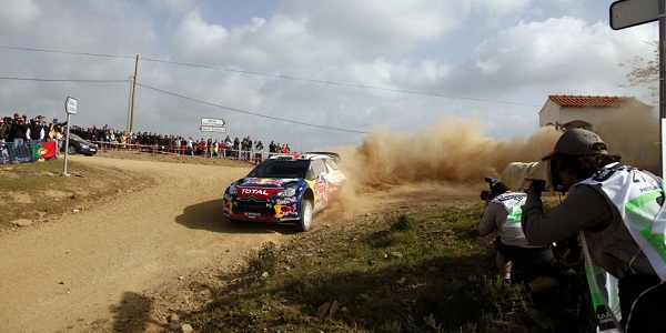 Sebastien Ogier se mantiene primero a falta de cuatro tramos Sebastien Ogier se mantiene primero a falta de cuatro tramos