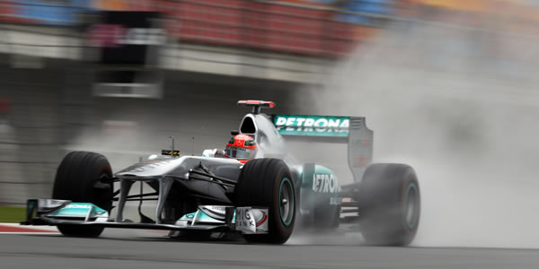 Michael Schumacher, bajo la lluvia de Turquía Michael Schumacher, bajo la lluvia de Turquía