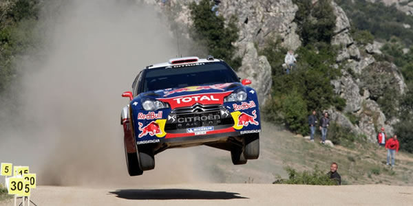Sebastien Loeb impone su ley en Cerdeña Sebastien Loeb impone su ley en Cerdeña
