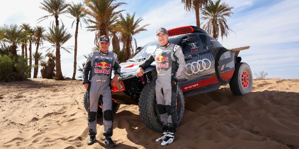 Lucas Cruz y Carlos Sainz