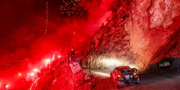 Elfyn Evans en el Rallye de Montecarlo