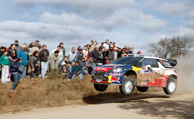 Pese al vuelco del primer tramo, Ogier ha sido tercero