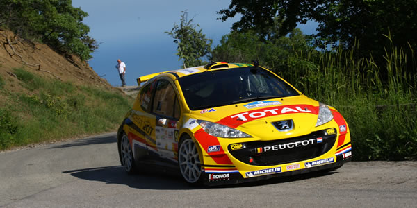 Thierry Neuville, líder tras la primera etapa