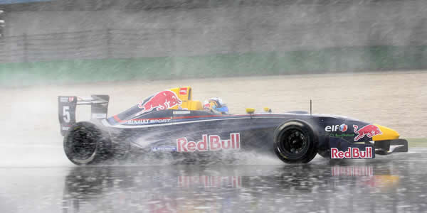 Carlos Sainz Júnior sigue sumando en la NEC