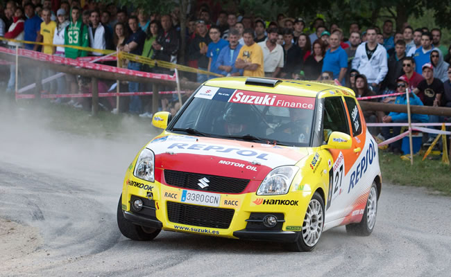Santiago Cañizares y Dani Cué en el pasado Rallye Rías Baixas