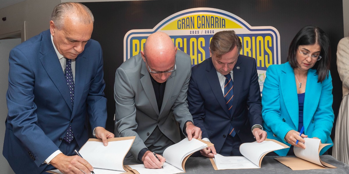Momento de la firma