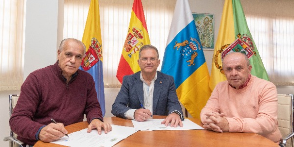 Momento de la firma