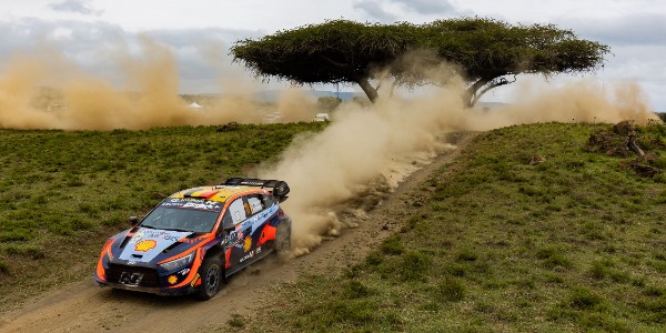 Thierry Neuville en acción